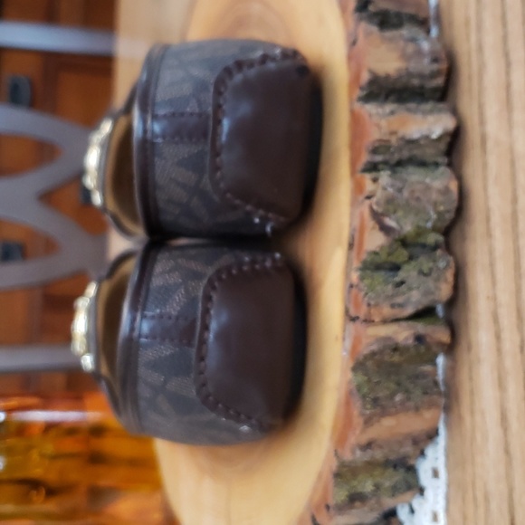 Michael Kors Flats SIZE 9.5 - Picture 7 of 8